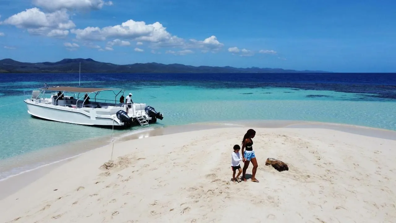 Blue Island Punta Rucia Hotel